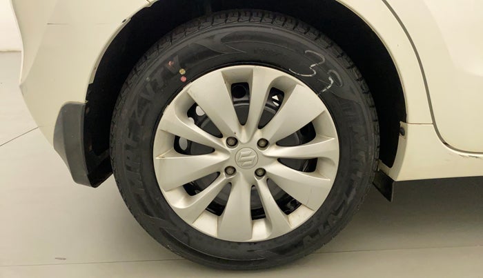 2016 Maruti Baleno DELTA PETROL 1.2, CNG, Manual, 25,312 km, Right Rear Wheel