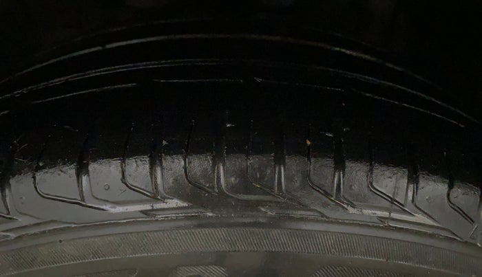 2022 Tata NEXON XZ PLUS PETROL, Petrol, Manual, 29,262 km, Left Front Tyre Tread