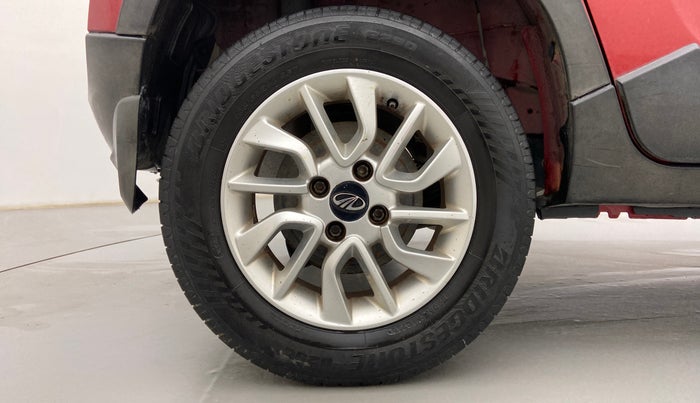 2016 Mahindra Kuv100 K8 D 5 STR, Diesel, Manual, 72,607 km, Right Rear Wheel