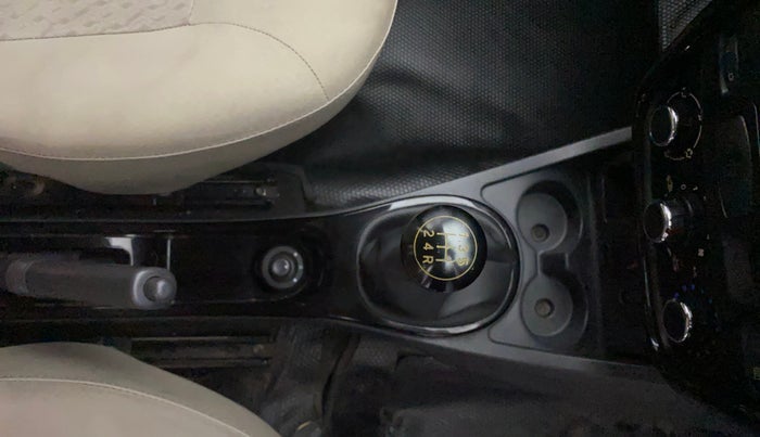 2014 Renault Duster 85 PS RXL PLUS DIESEL, Diesel, Manual, 76,863 km, Gear Lever