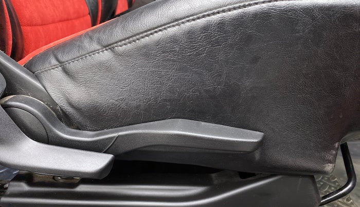 2019 Maruti Swift VDI, Diesel, Manual, 11,312 km, Driver Side Adjustment Panel