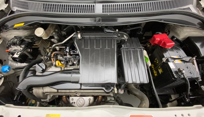 2010 Maruti Swift ZXI, Petrol, Manual, 74,430 km, Open Bonet