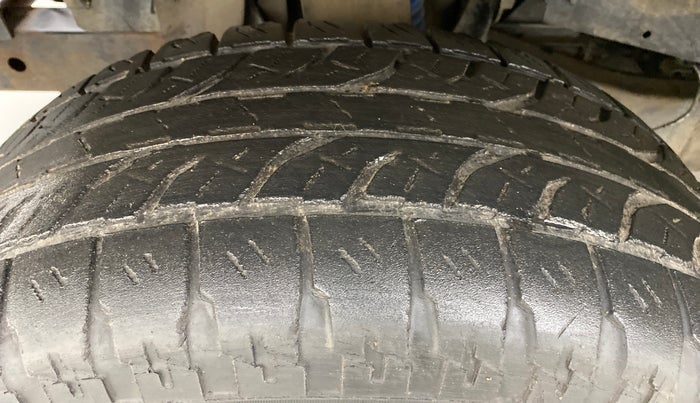 2015 Mahindra Thar CRDE 4X4 BS IV, Diesel, Manual, 50,588 km, Left Front Tyre Tread