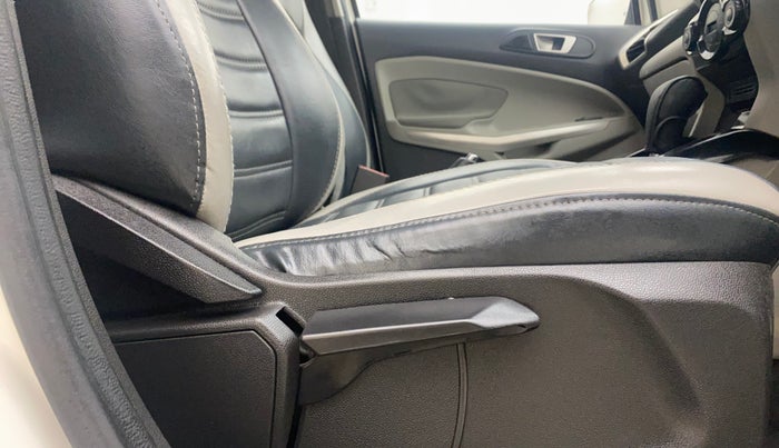 2017 Ford Ecosport TITANIUM 1.5L PETROL AT, Petrol, Automatic, 73,284 km, Driver Side Adjustment Panel