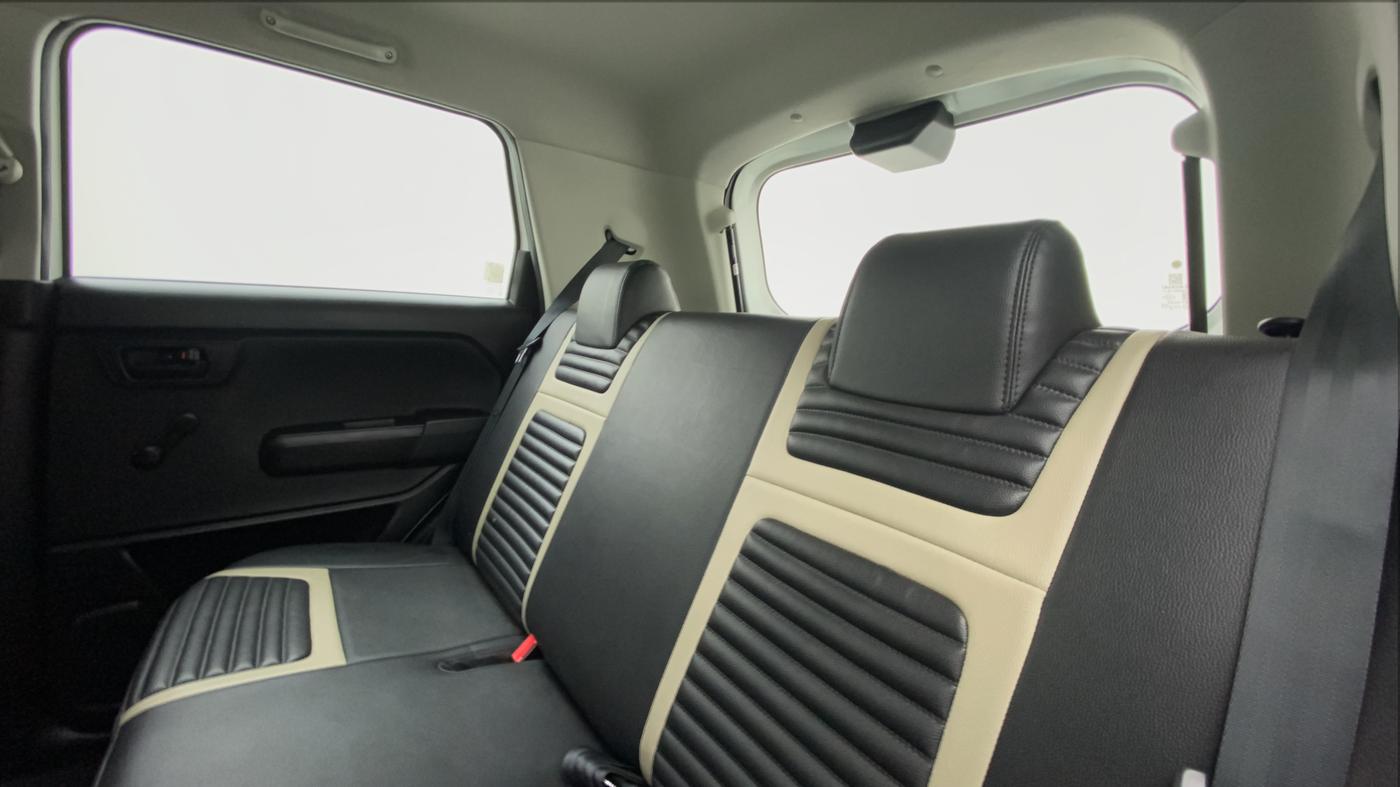 2022 Maruti New Wagon-R LXI 1.0 L, Petrol, Manual, 3,729 km, Right Side Rear Door Cabin