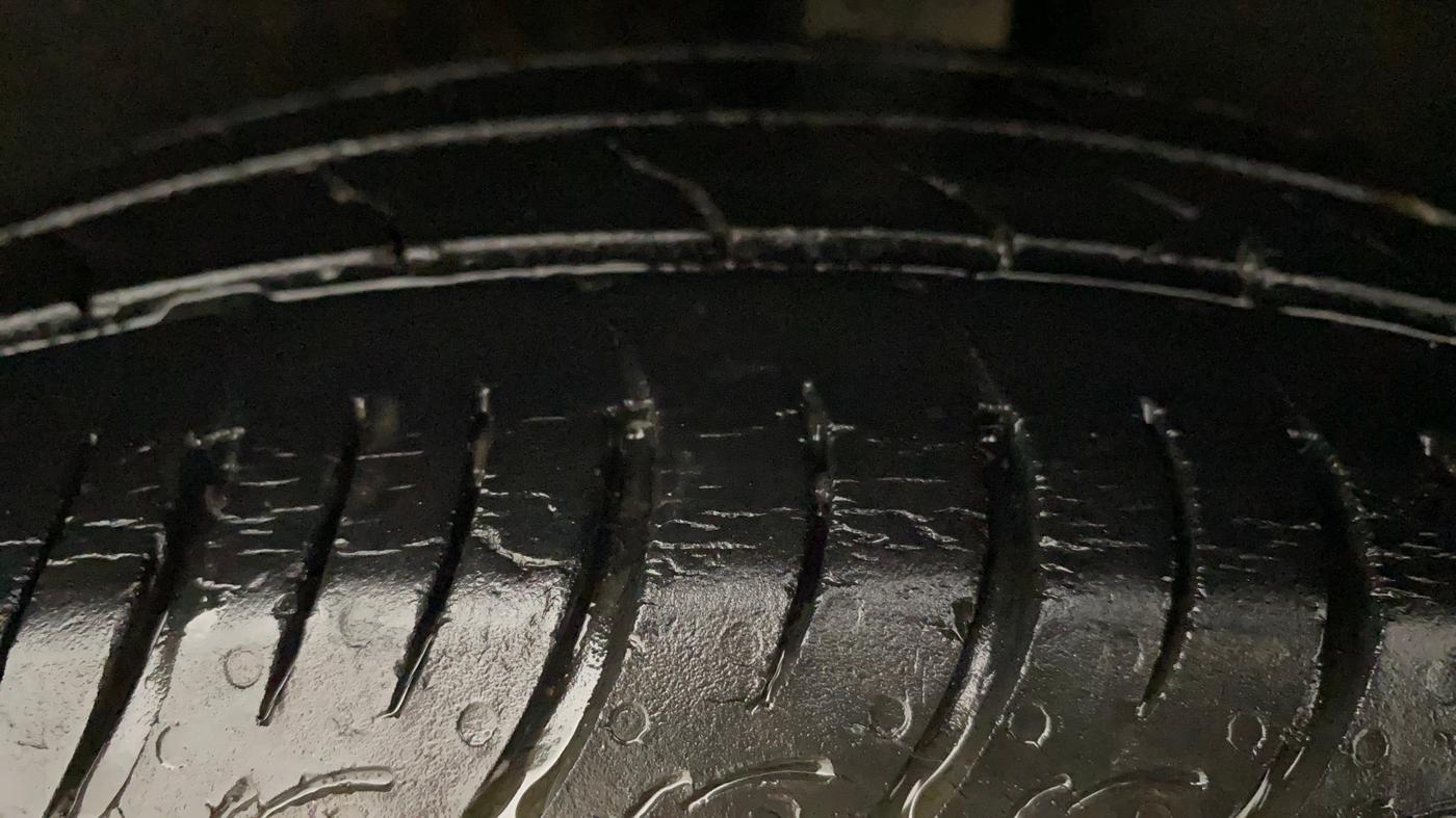 2020 Maruti Baleno DELTA PETROL 1.2, Petrol, Manual, 45,082 km, Left Rear Tyre Tread