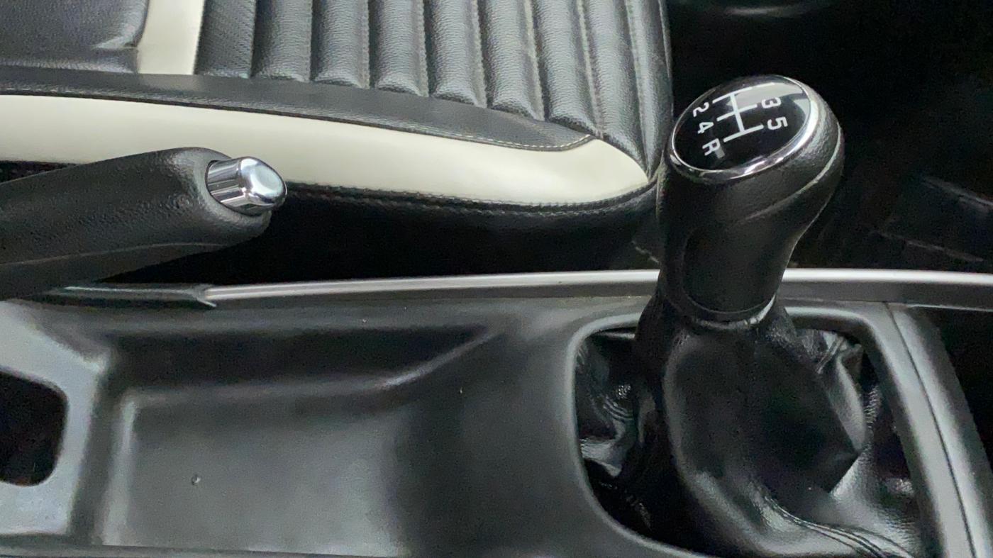 2020 Maruti Baleno DELTA PETROL 1.2, Petrol, Manual, 45,082 km, Gear Lever