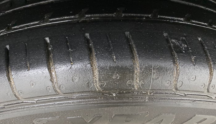 2016 Ford Ecosport TREND 1.5L PETROL, Petrol, Manual, 92,470 km, Right Front Tyre Tread