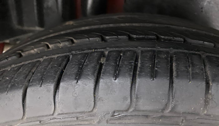 2015 Maruti Swift Dzire ZXI 1.2 BS IV, Petrol, Manual, 37,341 km, Right Rear Tyre Tread