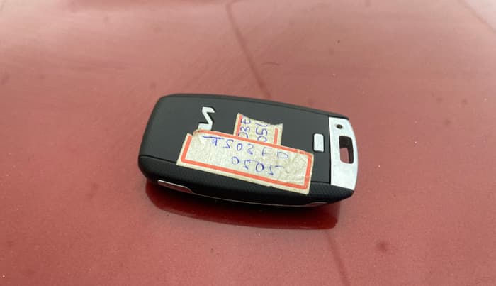 2022 KIA SONET HTX 1.5, Diesel, Manual, 67,423 km, Key Close Up