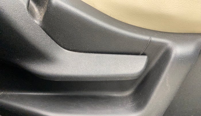 2020 Maruti New Wagon-R ZXI 1.2 AMT, Petrol, Automatic, 49,674 km, Driver Side Adjustment Panel