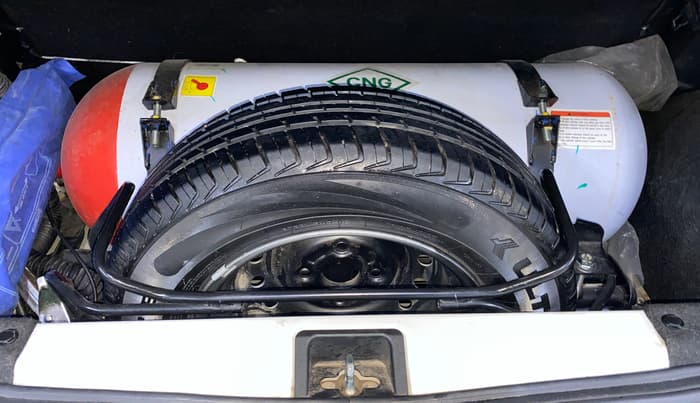 2020 Maruti New Wagon-R LXI CNG (O) 1.0, CNG, Manual, 70,795 km, Spare Tyre