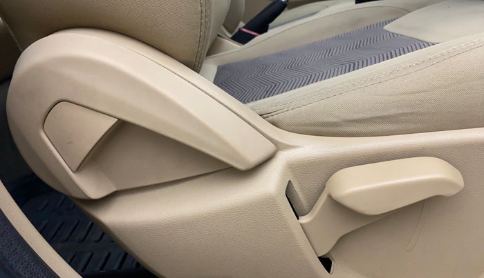 2015 Ford Figo Aspire TITANIUM 1.2 PETROL, Petrol, Manual, 55,398 km, Driver Side Adjustment Panel