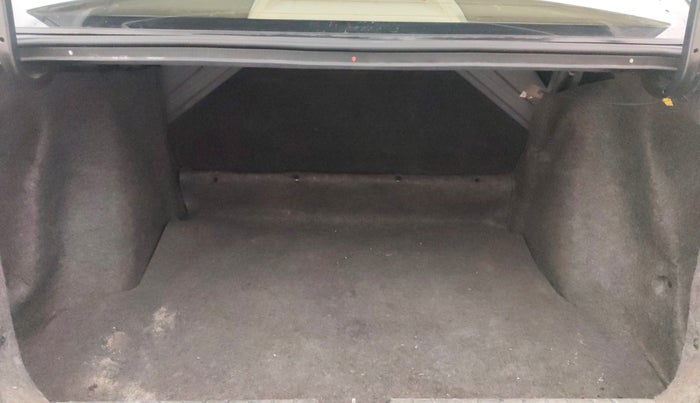 2015 Honda City 1.5L I-VTEC VX (O) MT, Petrol, Manual, 1,20,942 km, Boot Inside