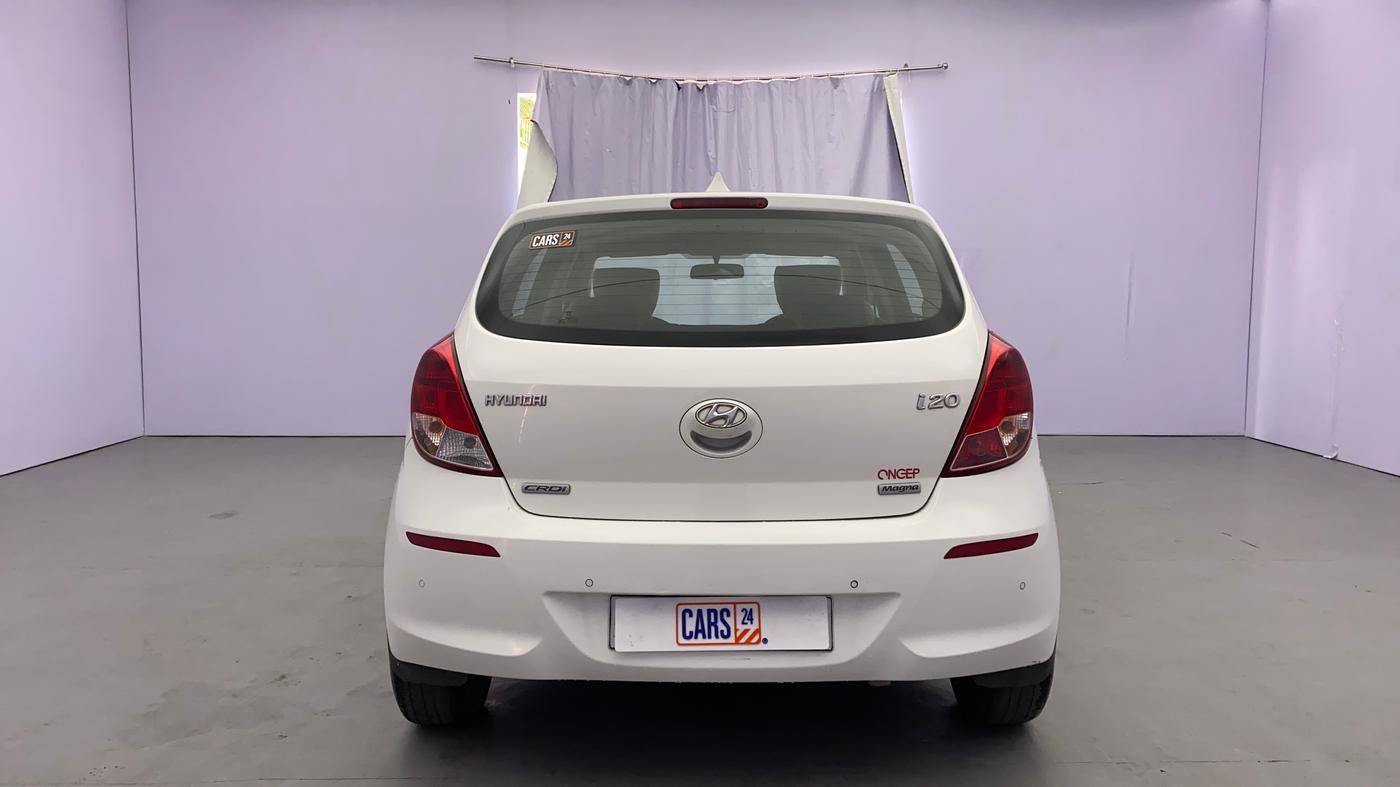 2013 Hyundai i20 MAGNA 1.4 CRDI, Diesel, Manual, 72,004 km, Back/Rear