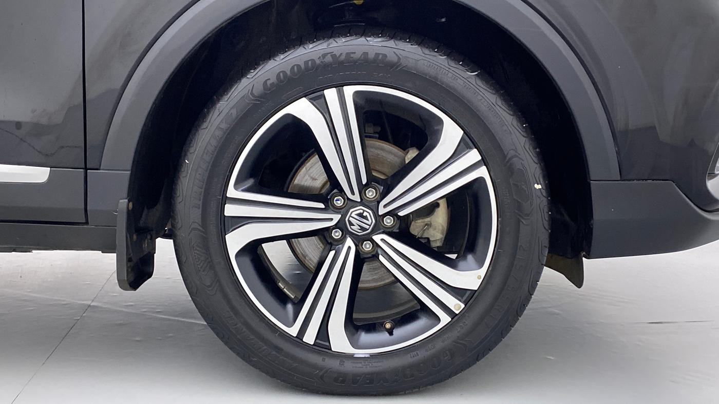 2022 MG ASTOR SAVVY 1.5 CVT S RED, Petrol, Automatic, 16,298 km, Right Front Wheel