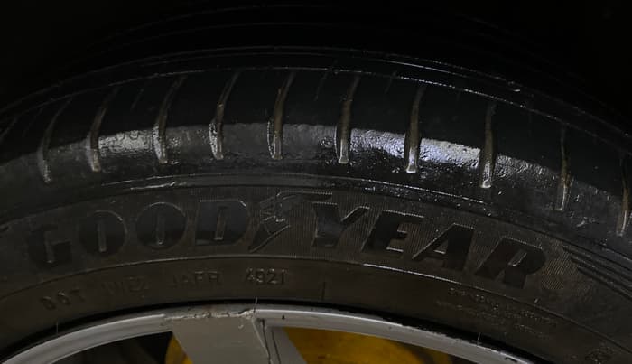 2023 Maruti BREZZA VXI SMART HYBRID, Petrol, Manual, 56,664 km, Left Rear Tyre Tread