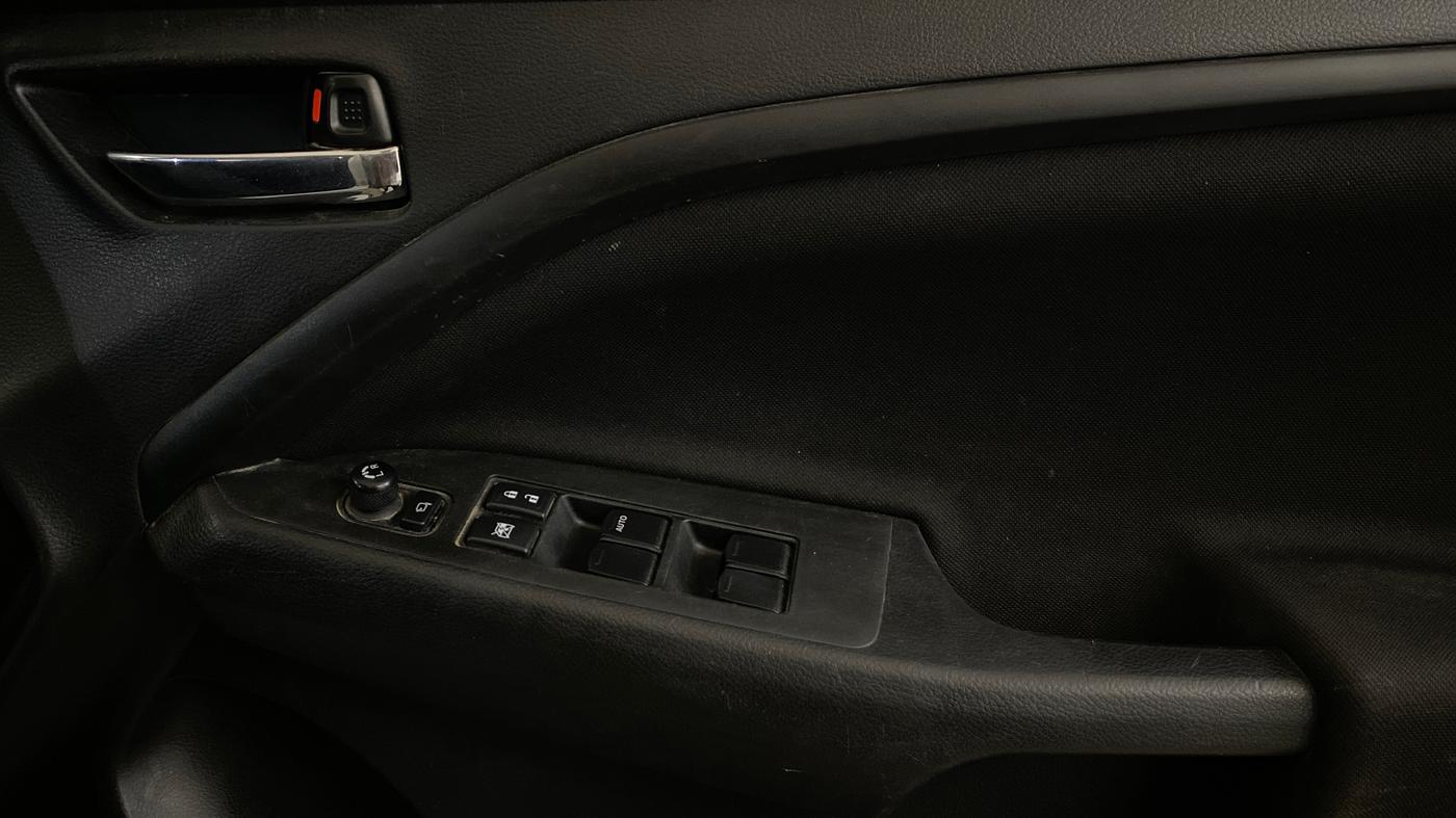 2023 Maruti BREZZA VXI SMART HYBRID, Petrol, Manual, 56,682 km, Driver Side Door Panels Control