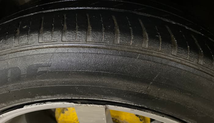 2023 Maruti BREZZA VXI SMART HYBRID, Petrol, Manual, 56,664 km, Right Rear Tyre Tread