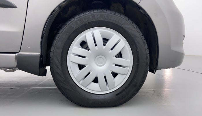 2013 Maruti A Star VXI, Petrol, Manual, 32,742 km, Right Front Tyre