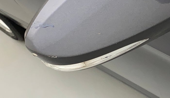 2011 Hyundai Verna FLUIDIC 1.6 VTVT SX OPT AT, Petrol, Automatic, 94,203 km, Right rear-view mirror - Minor scratches