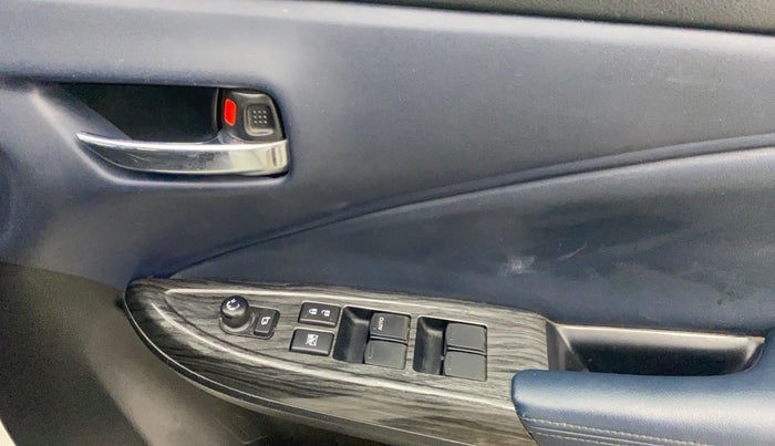 2022 Maruti Baleno ALPHA PETROL 1.2, Petrol, Manual, 53,661 km, Driver Side Door Panels Control