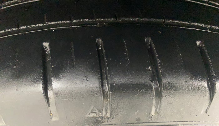 2022 Maruti Baleno ALPHA PETROL 1.2, Petrol, Manual, 53,661 km, Left Front Tyre Tread