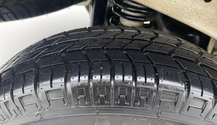 2020 Maruti Eeco 5 STR WITH A/C+HTR, Petrol, Manual, 6,643 km, Right Rear Tyre Tread