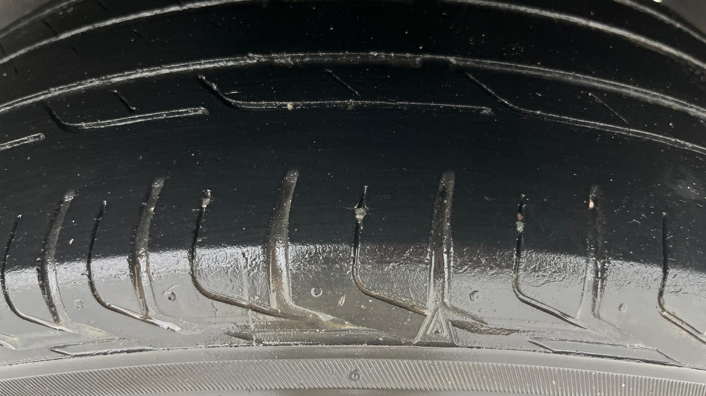 2019 Tata NEXON XMA PETROL, Petrol, Automatic, 54,604 km, Left Rear Tyre Tread