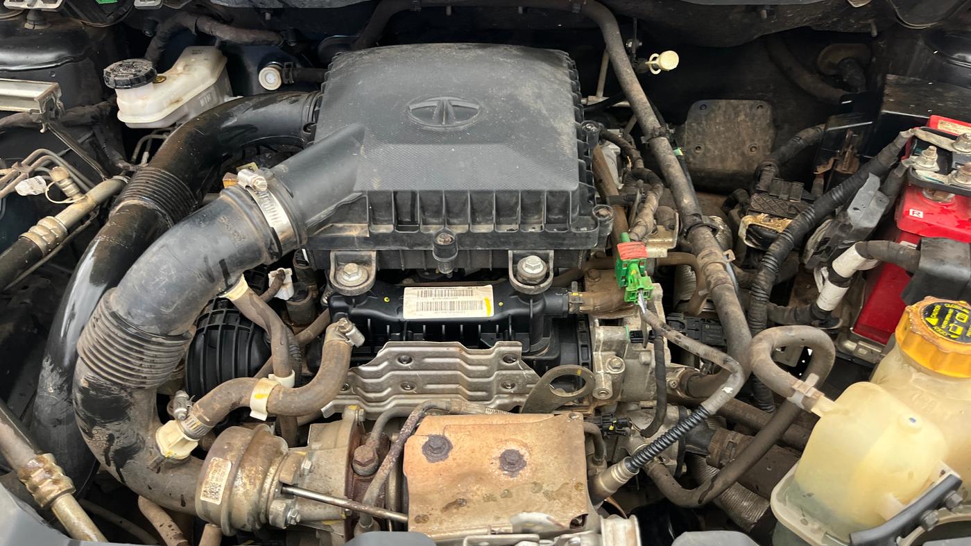 2019 Tata NEXON XMA PETROL, Petrol, Automatic, 54,604 km, Engine View