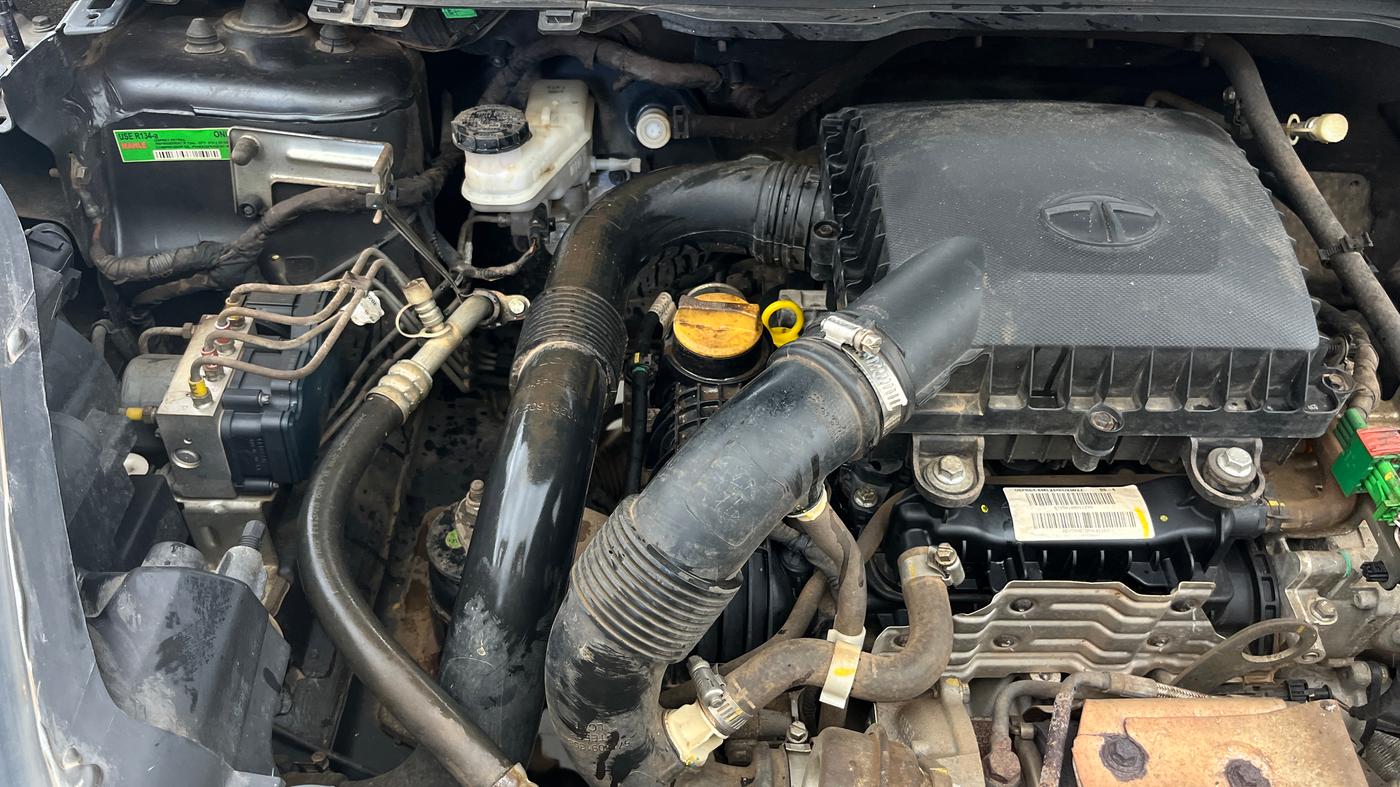 2019 Tata NEXON XMA PETROL, Petrol, Automatic, 54,604 km, Engine View - Right