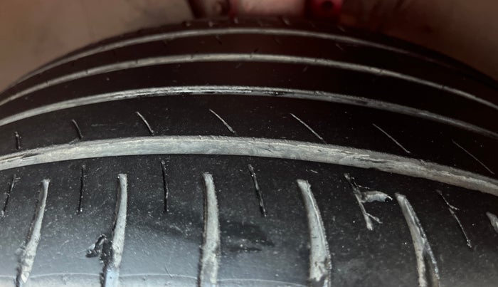 2017 Volkswagen Polo GT TDI, Diesel, Manual, 1,07,429 km, Left Front Tyre Tread