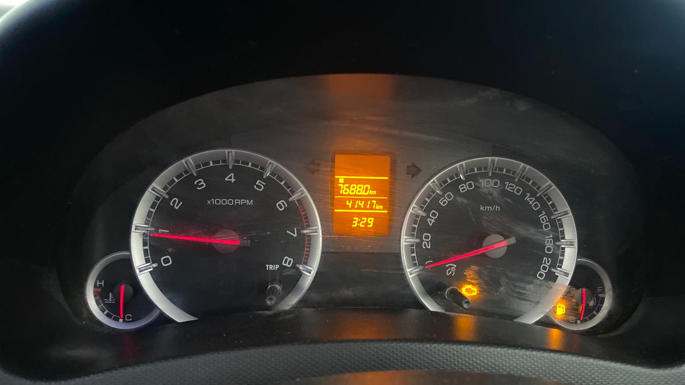 2014 Maruti Swift VXI, Petrol, Manual, 41,417 km, Odometer Image