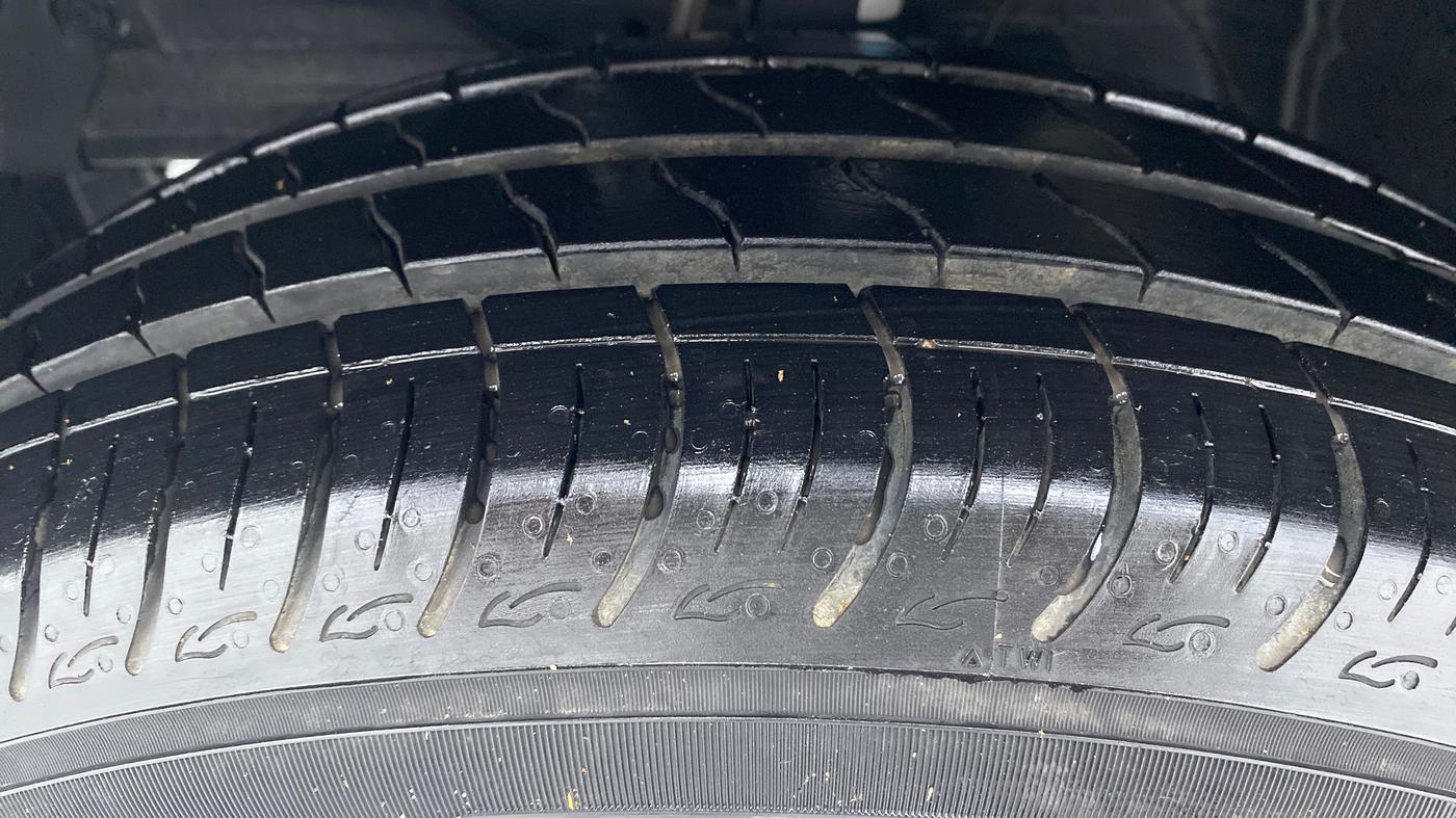 2020 Maruti Baleno DELTA 1.2 K12, Petrol, Manual, 391 km, Left Front Tyre Tread