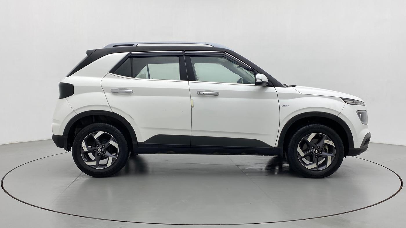 2021 Hyundai VENUE SX PLUS 1.0 TURBO DCT, Petrol, Automatic, 22,131 km, Right Side View
