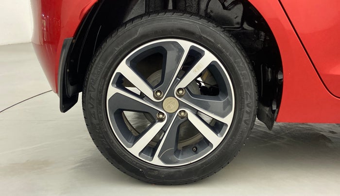 2020 Tata ALTROZ XZ 1.2, Petrol, Manual, 16,908 km, Right Rear Wheel