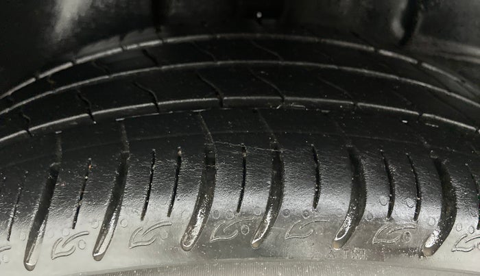 2020 Tata ALTROZ XZ 1.2, Petrol, Manual, 16,908 km, Right Rear Tyre Tread