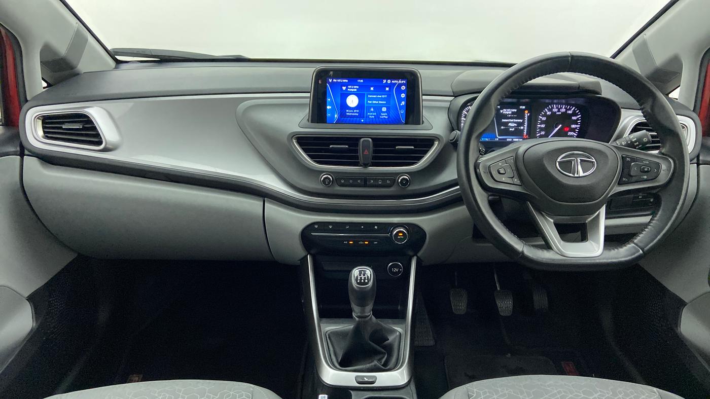 2020 Tata ALTROZ XZ 1.2, Petrol, Manual, 16,908 km, Dashboard