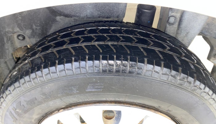 2016 Maruti Swift Dzire VXI AT, Petrol, Automatic, 7,310 km, Left Rear Tyre Tread