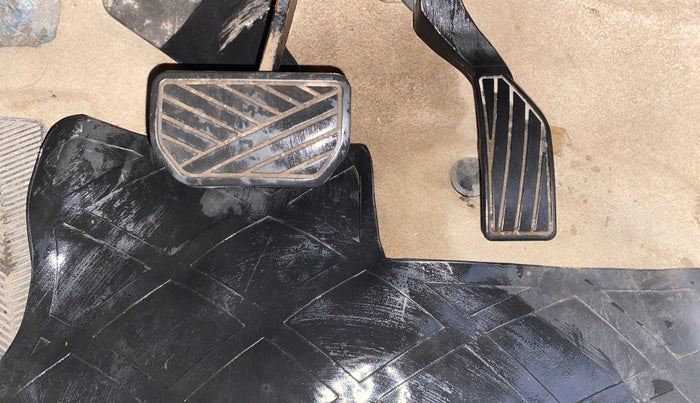 2016 Maruti Swift Dzire VXI AT, Petrol, Automatic, 7,310 km, Pedals