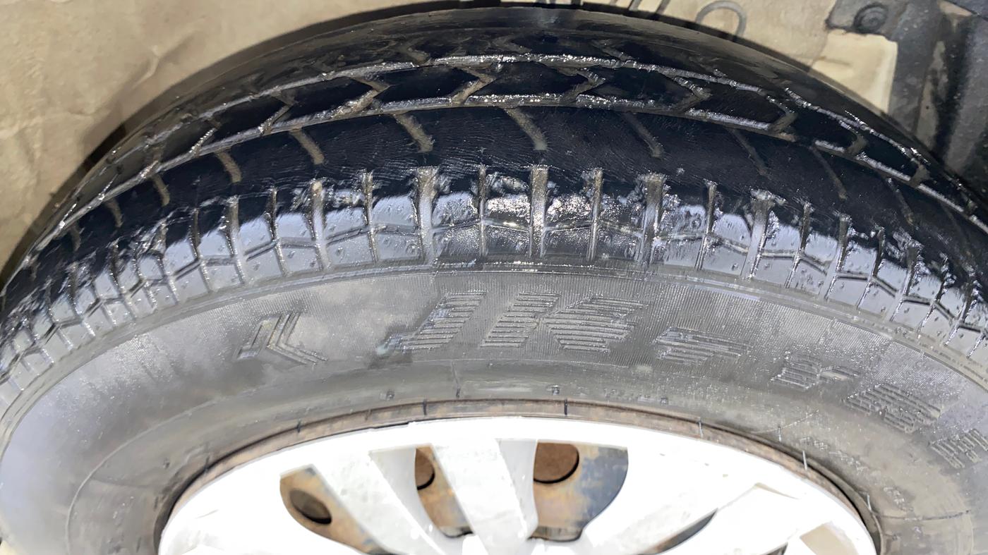 2016 Maruti Swift Dzire VXI AT, Petrol, Automatic, 7,435 km, Right Front Tyre Tread
