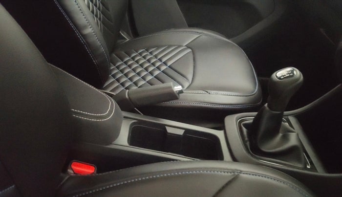 2025 Tata PUNCH Adventure Plus (S), Petrol, Manual, 1,506 km, Gear Lever