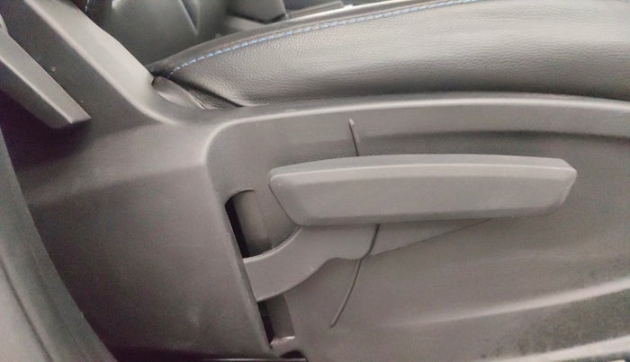 2025 Tata PUNCH Adventure Plus (S), Petrol, Manual, 1,506 km, Driver Side Adjustment Panel