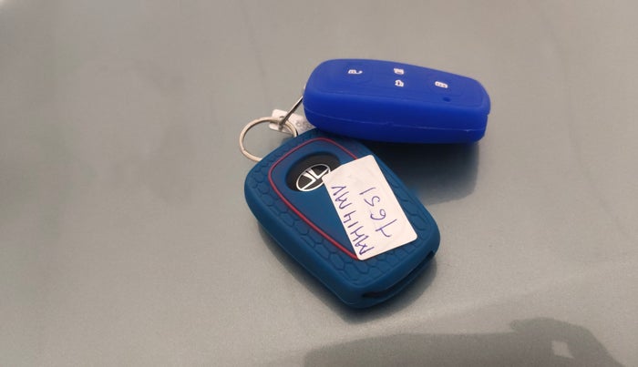 2025 Tata PUNCH Adventure Plus (S), Petrol, Manual, 1,506 km, Key Close Up