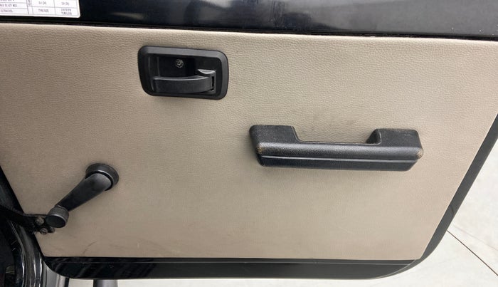 2019 Mahindra Thar CRDI 4x4 6str AC, Diesel, Manual, 60,291 km, Driver Side Door Panels Control