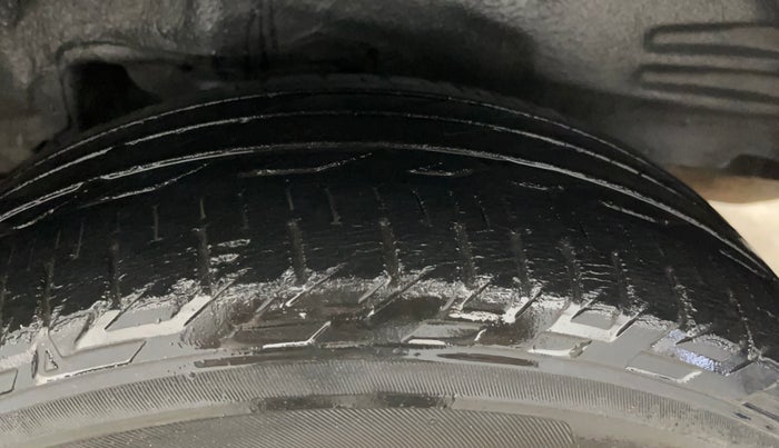 2015 Toyota Corolla Altis JS PETROL, Petrol, Manual, 58,981 km, Left Rear Tyre Tread