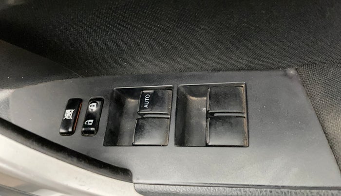 2015 Toyota Corolla Altis JS PETROL, Petrol, Manual, 58,981 km, Driver Side Door Panels Control