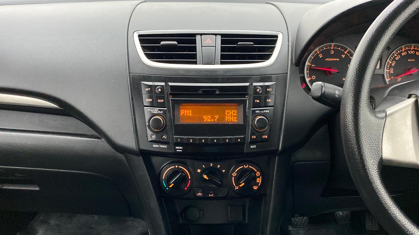 2017 Maruti Swift VDI ABS, Diesel, Manual, 31,960 km, Air Conditioner