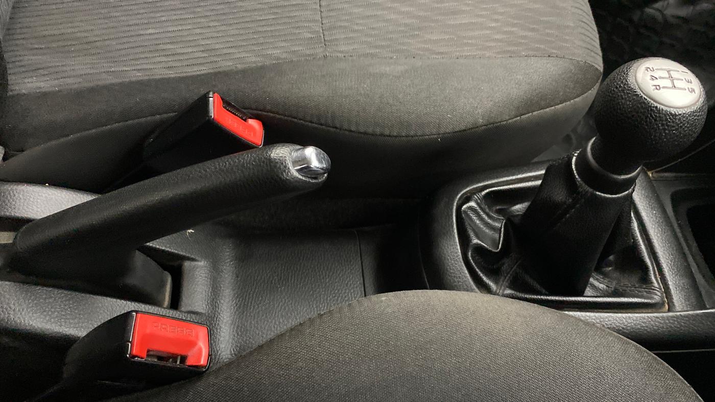 2017 Maruti Swift VDI ABS, Diesel, Manual, 31,960 km, Gear Lever