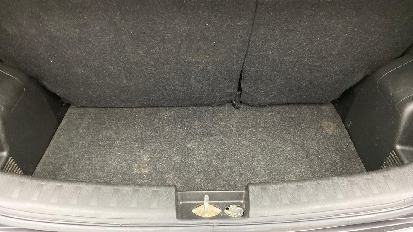2017 Maruti Swift VDI ABS, Diesel, Manual, 31,960 km, Boot Inside